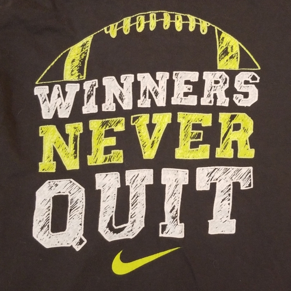 Kids Nike Tshirt - Picture 5 of 5